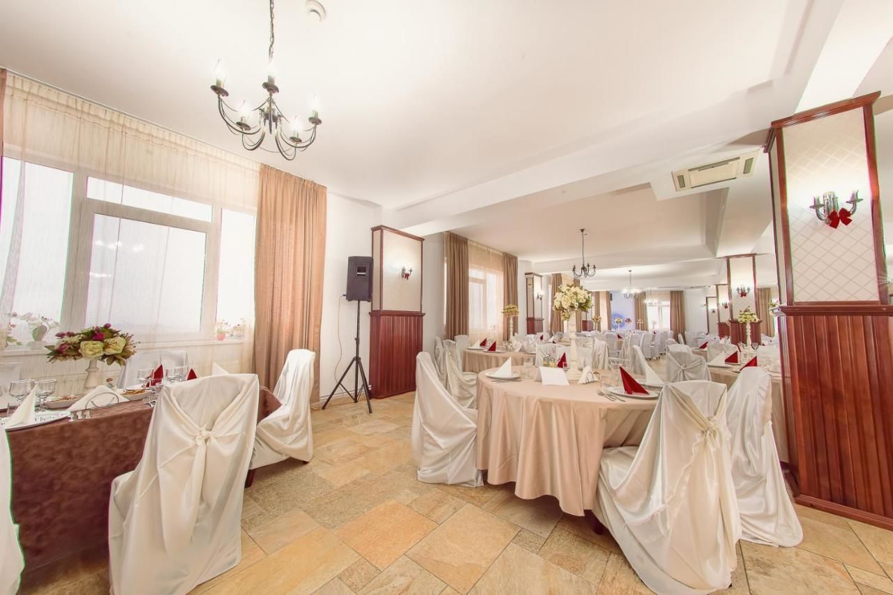 Гостевой дом Ianalin - Pensiune & Restaurant Targu Trotuş-21